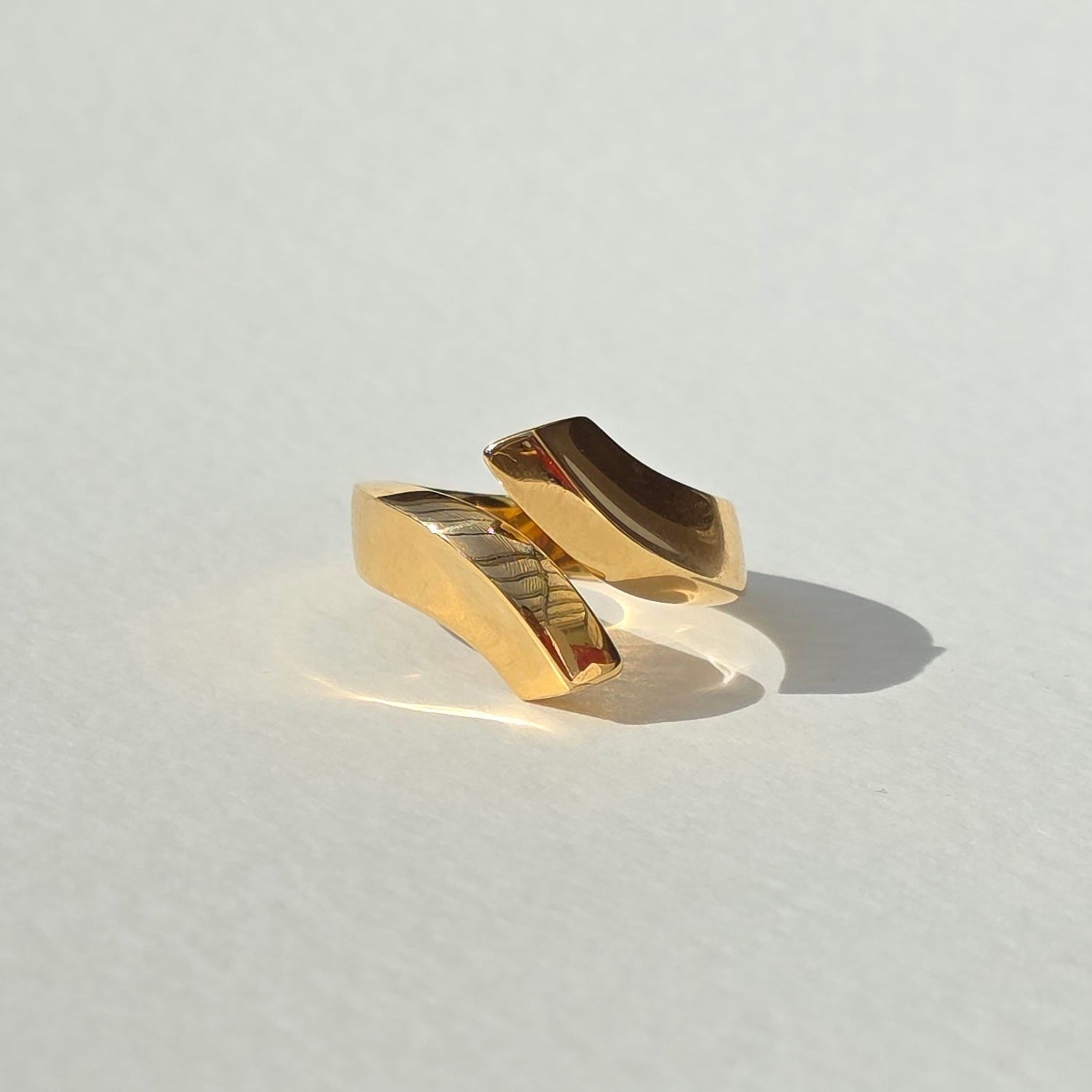 14k-solid-yellow-Gold-toi-et-moi-open-shank-statement-coctail-ring