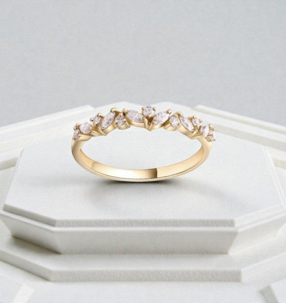 Lyria-marquise-curve-ring-10k-yellow-gold-round-marquise-moissanite-eterling-1