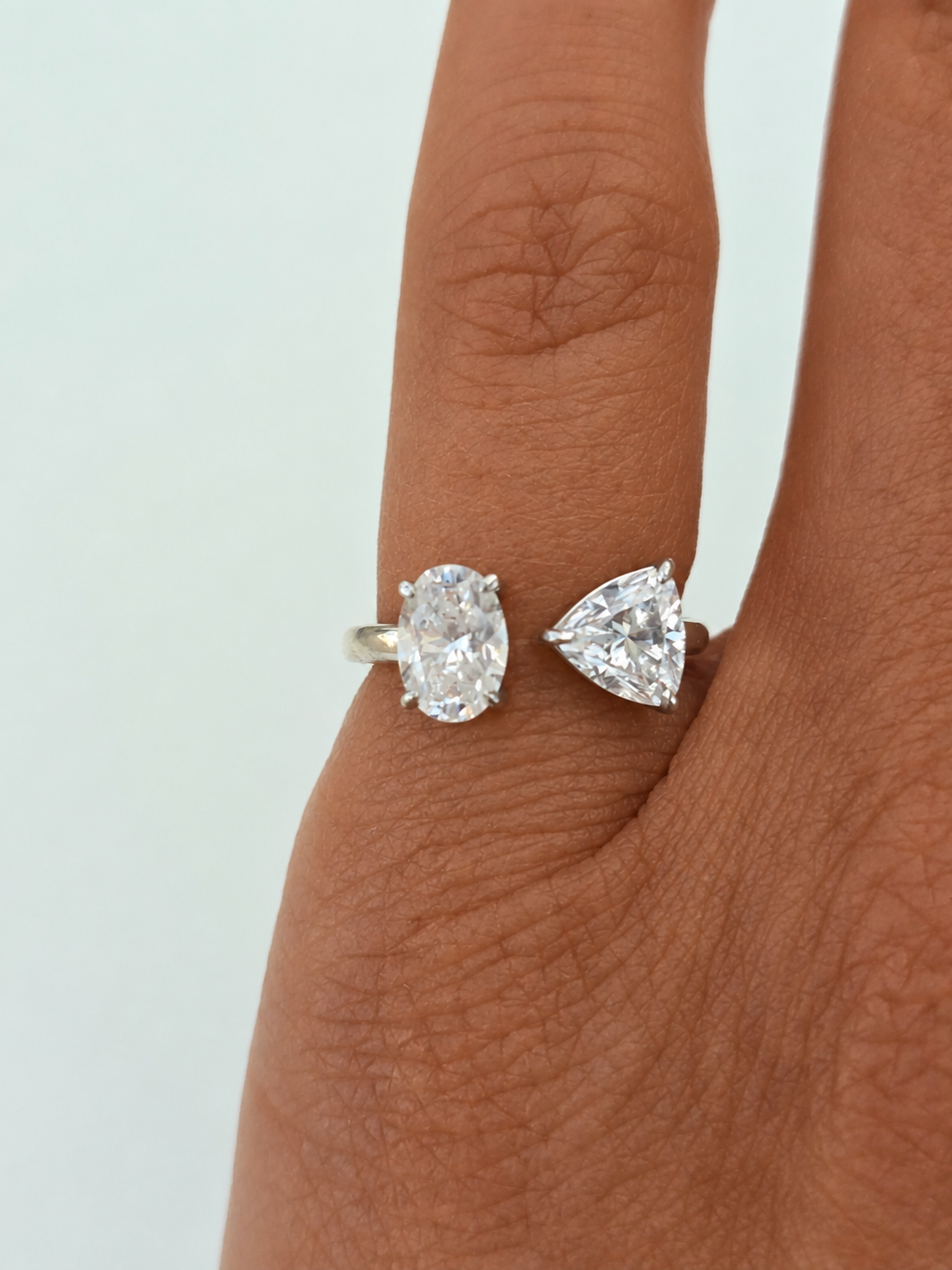 Toi-et-moi-silver-moissanite-engagement-wedding-open-shank-coctail-ring