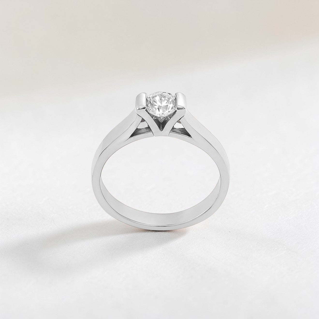 V-Tension-set-round-cut-diamond-ring-white-gold-engagement-ring-bague-de-fiancailles-solitaire-wedding-ring-4