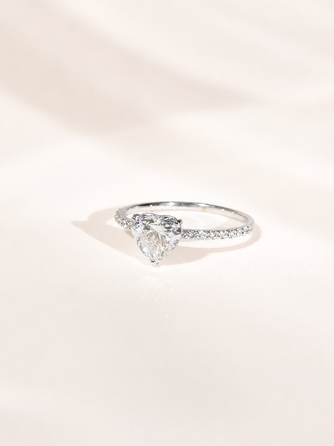 amora-heart-diamond-ring-14k-white-gold-lab-grown-1-3ct-eterling-8