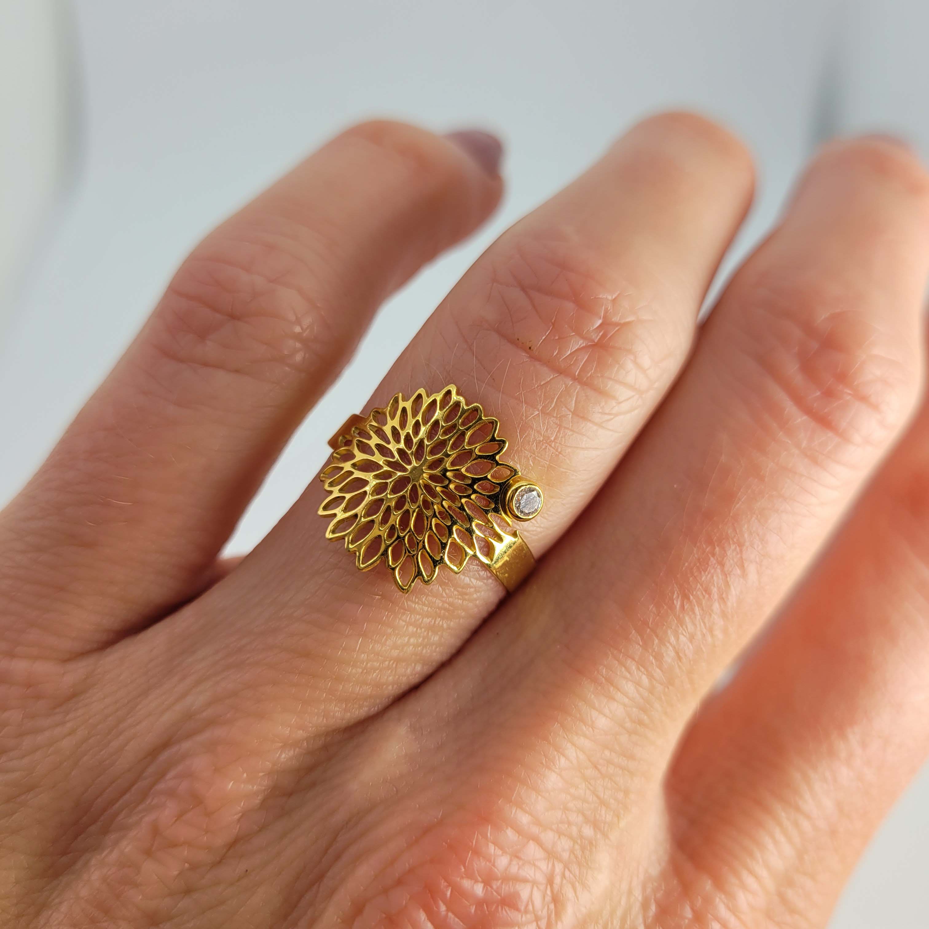 rose-gold-diamond-half-eternity-wedding-engagement-ring-7-round-stones-women-luxury-jewelry-10a