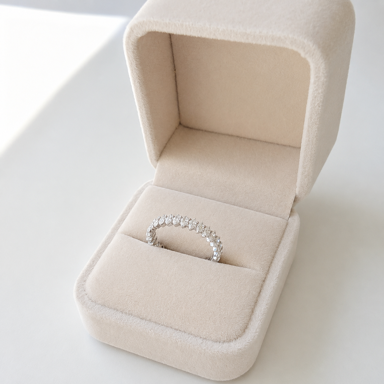 Celeste - Alliance diamant marquise éternité