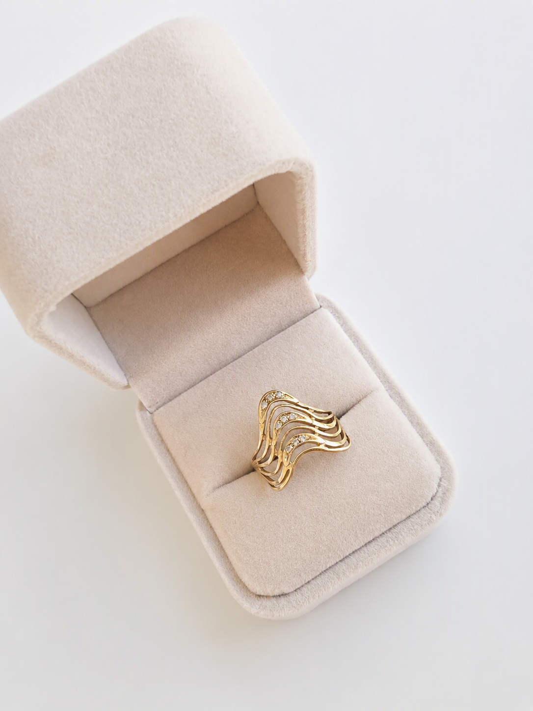 coralie-gold-wave-ring-zircon-14k-gold-eterling_6
