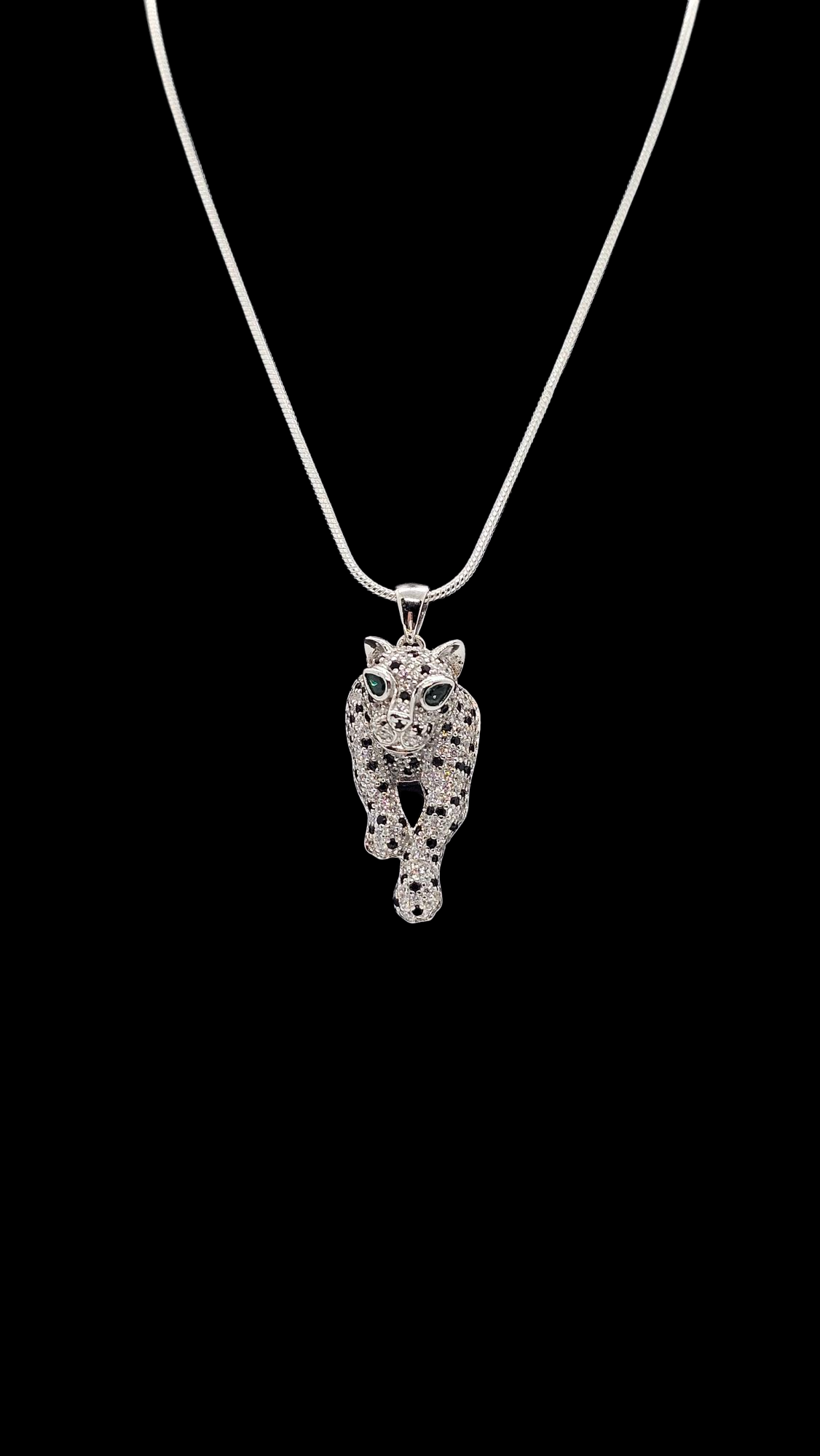 eterling-panther-necklace-silver-925-collier-panthere-zirconiums-green-eyes_4