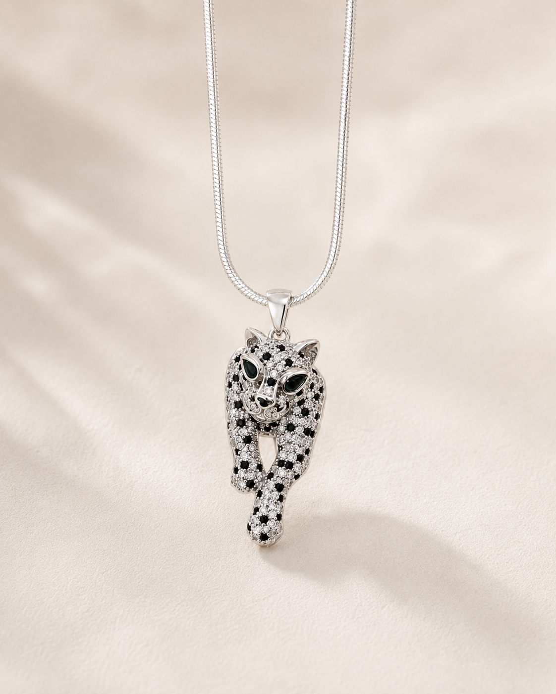 eterling-panther-necklace-silver-925-collier-panthere-zirconiums-green-eyes_4