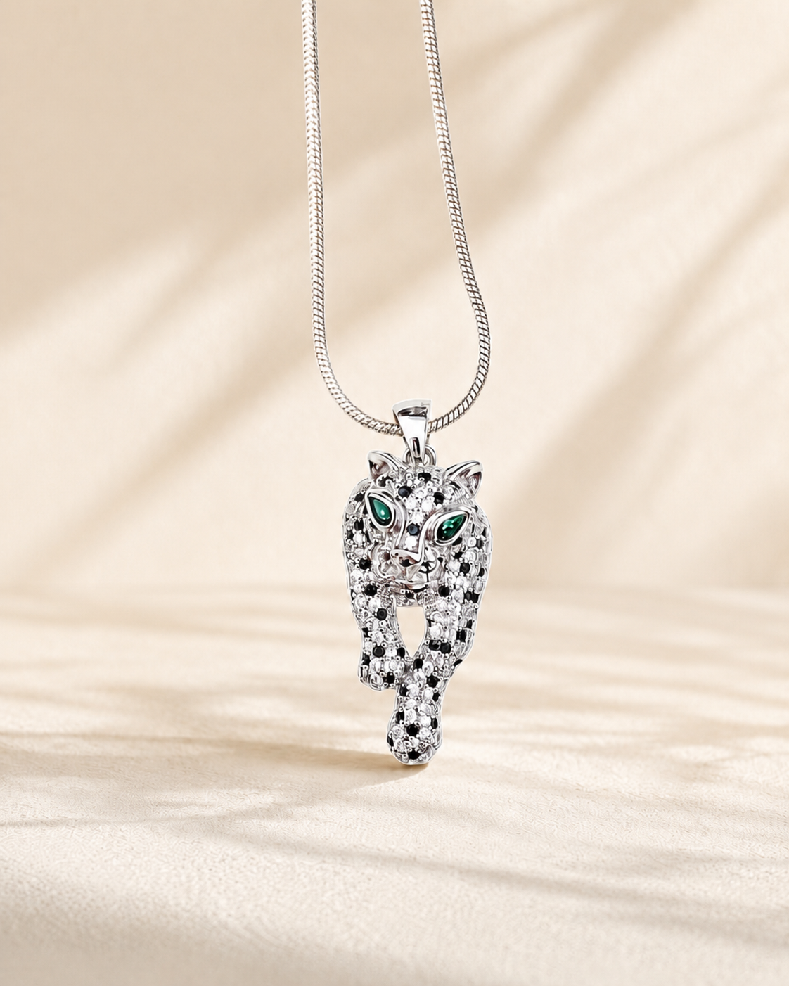 eterling-panther-necklace-silver-925-collier-panthere-zirconiums-green-eyes_4