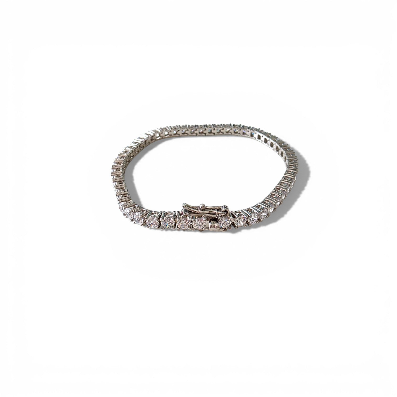 lumiere-tennis-bracelet-sterling-silver-moissanite-2mm-eterling