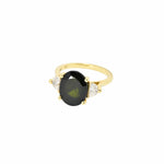 Charger l&#39;image dans la galerie, maeve-green-tourmaline-diamond-trio-ring-yellow-gold-engagement-jewelry_1
