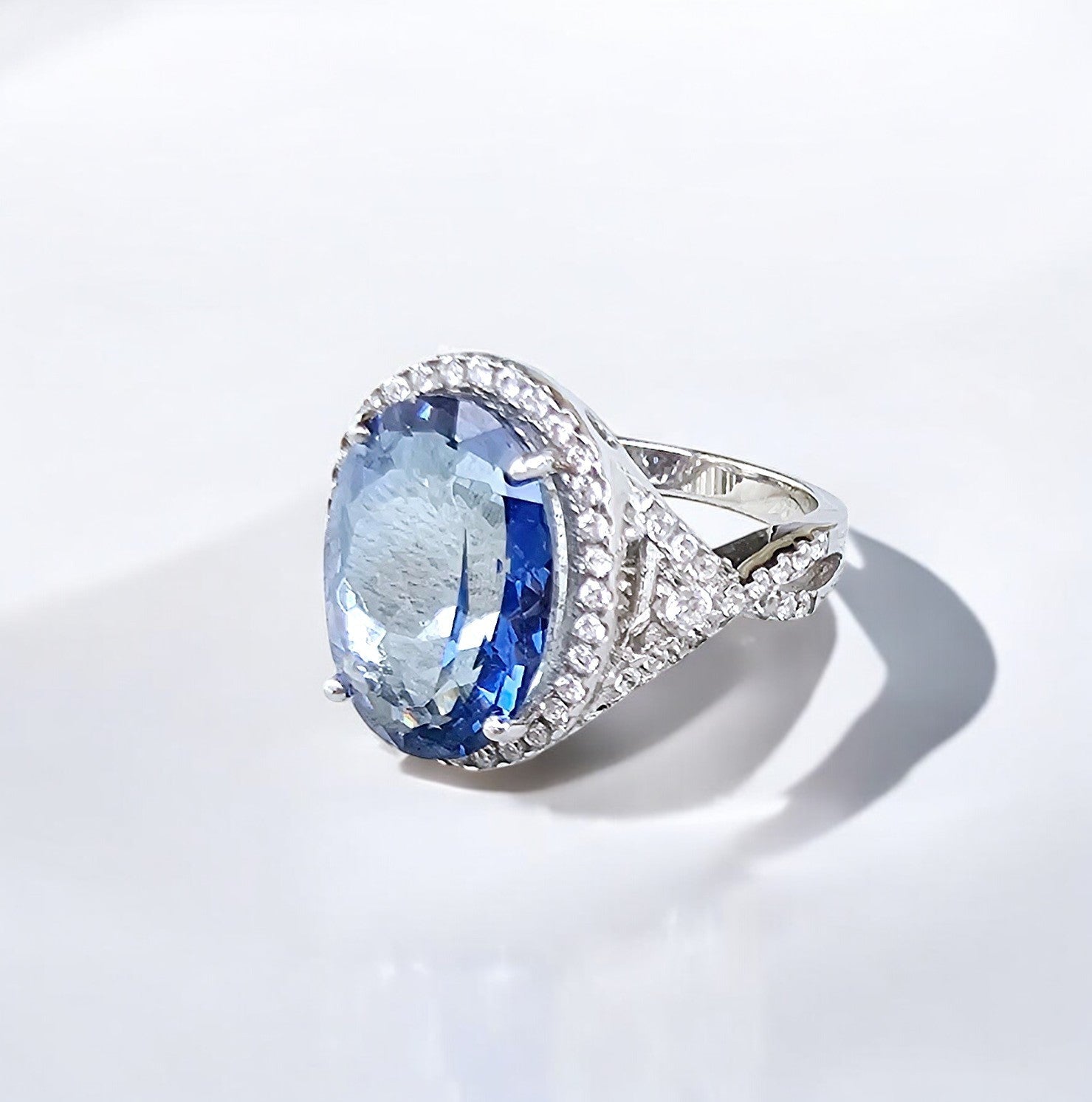 mystic-blue-quartz-ring-5.57ct-sterling-silver-oceane-clarity-transformation-eterling