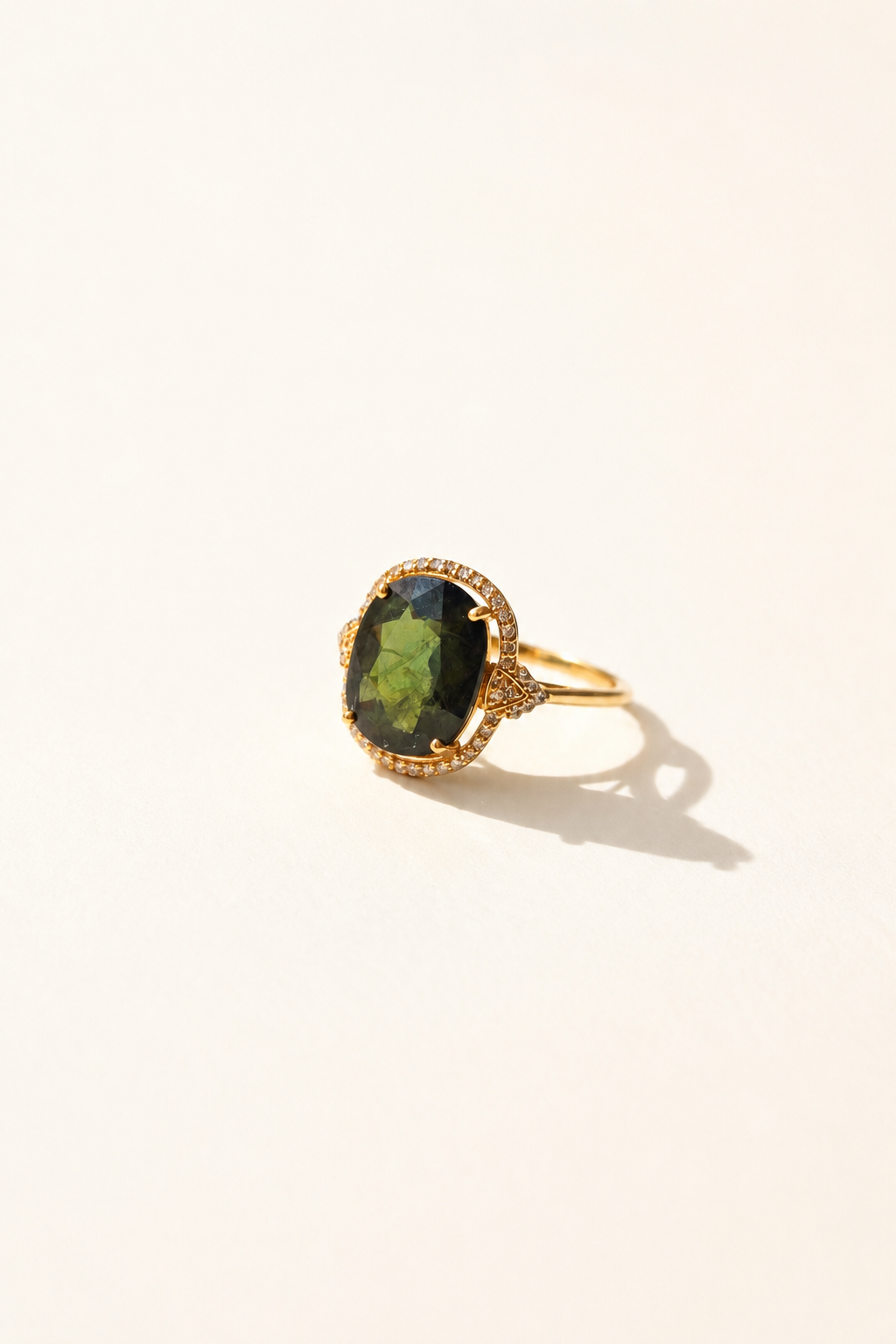 mystique-natural-green-sapphire-diamond-ring-14k-yellow-gold-eterling