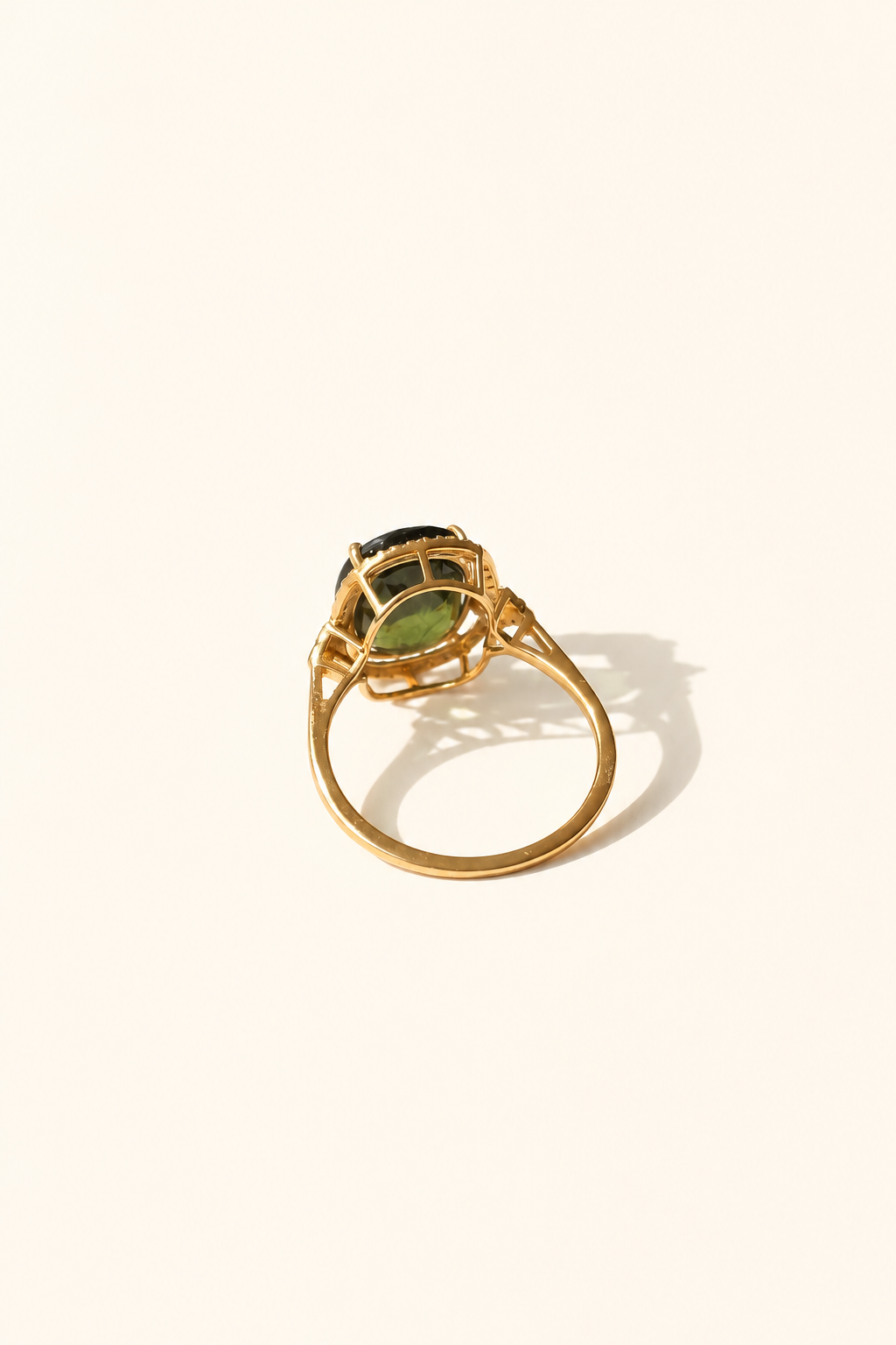 mystique-natural-green-sapphire-diamond-ring-14k-yellow-gold-eterling