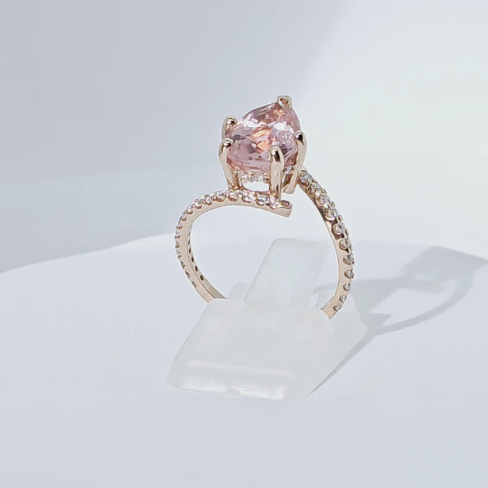 pear-shaped-rose-gold-Morganite-moissanite-halo-coctail-statement-ring-unique-bespoke-handmade (7)