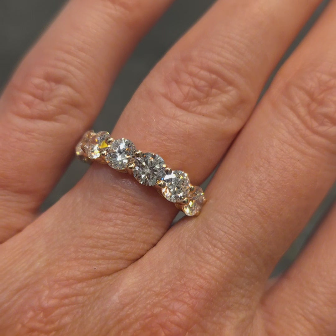 rose-gold-diamond-half-eternity-wedding-engagement-ring-7-round-stones-women-luxury-jewelry