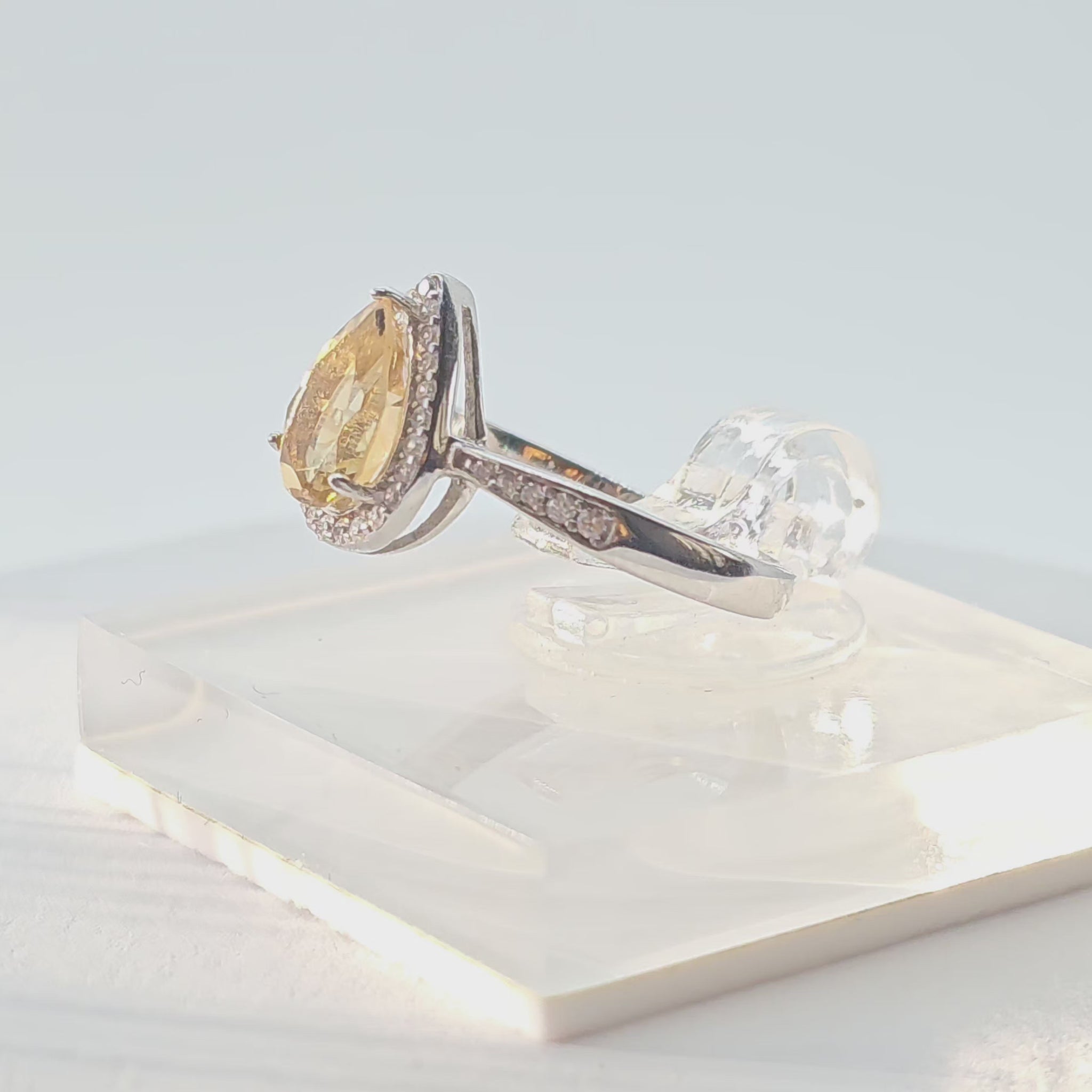 pear-shaped-genuine-Citrine-gemstone-ring-sterling-silver-engagement-ring-november-birthstone-2 (2)