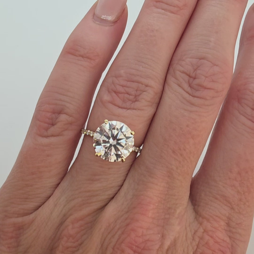 lab-grown-diamond-engagement-ring-4ct-round-yellow-gold-ethical-jewelry-handmade-IGI-certified