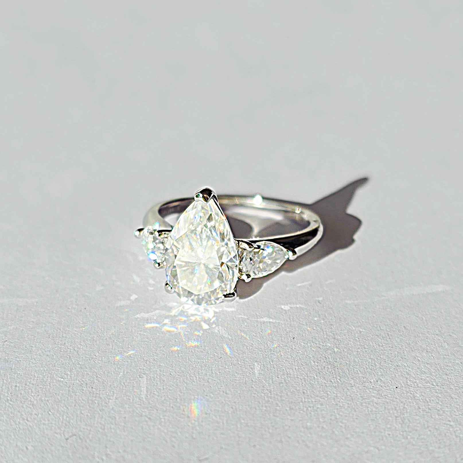 princess-4ct-pear-cut-moissanite-solitaire-ring-sterling-silver_3