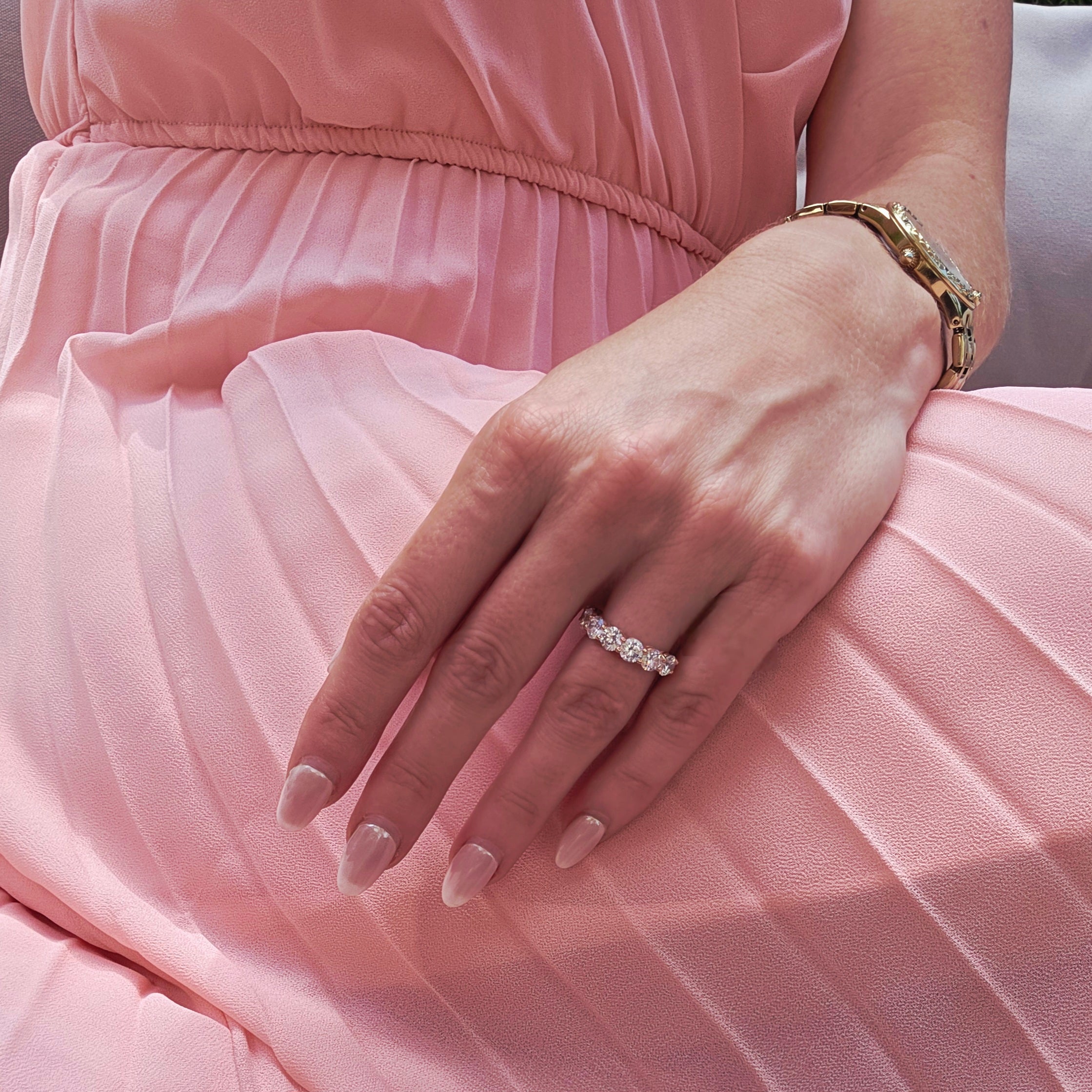 rose-gold-diamond-half-eternity-wedding-engagement-ring-7-round-stones-women-luxury-jewelry (8)