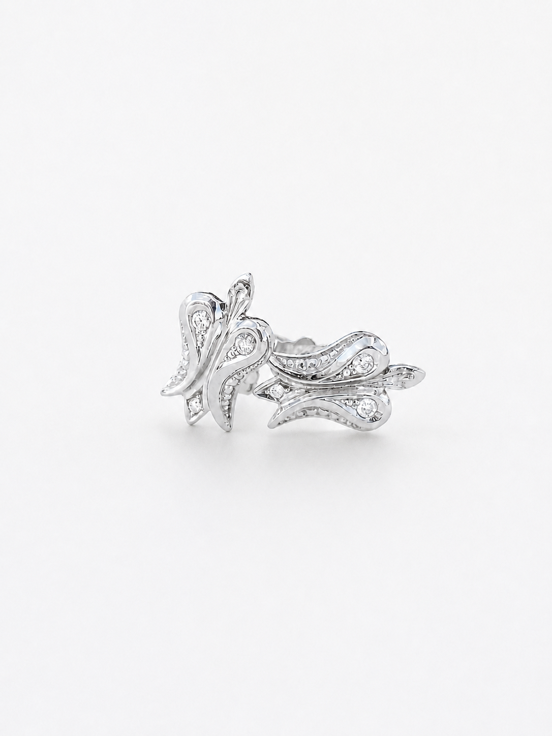 tulip-14k-white-gold-diamond-floral-earrings-eterling